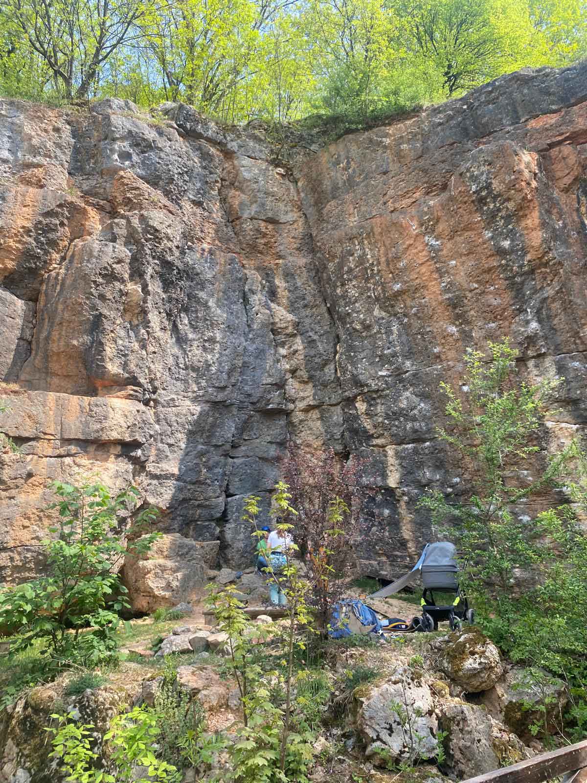 Kamnitnik climbing area