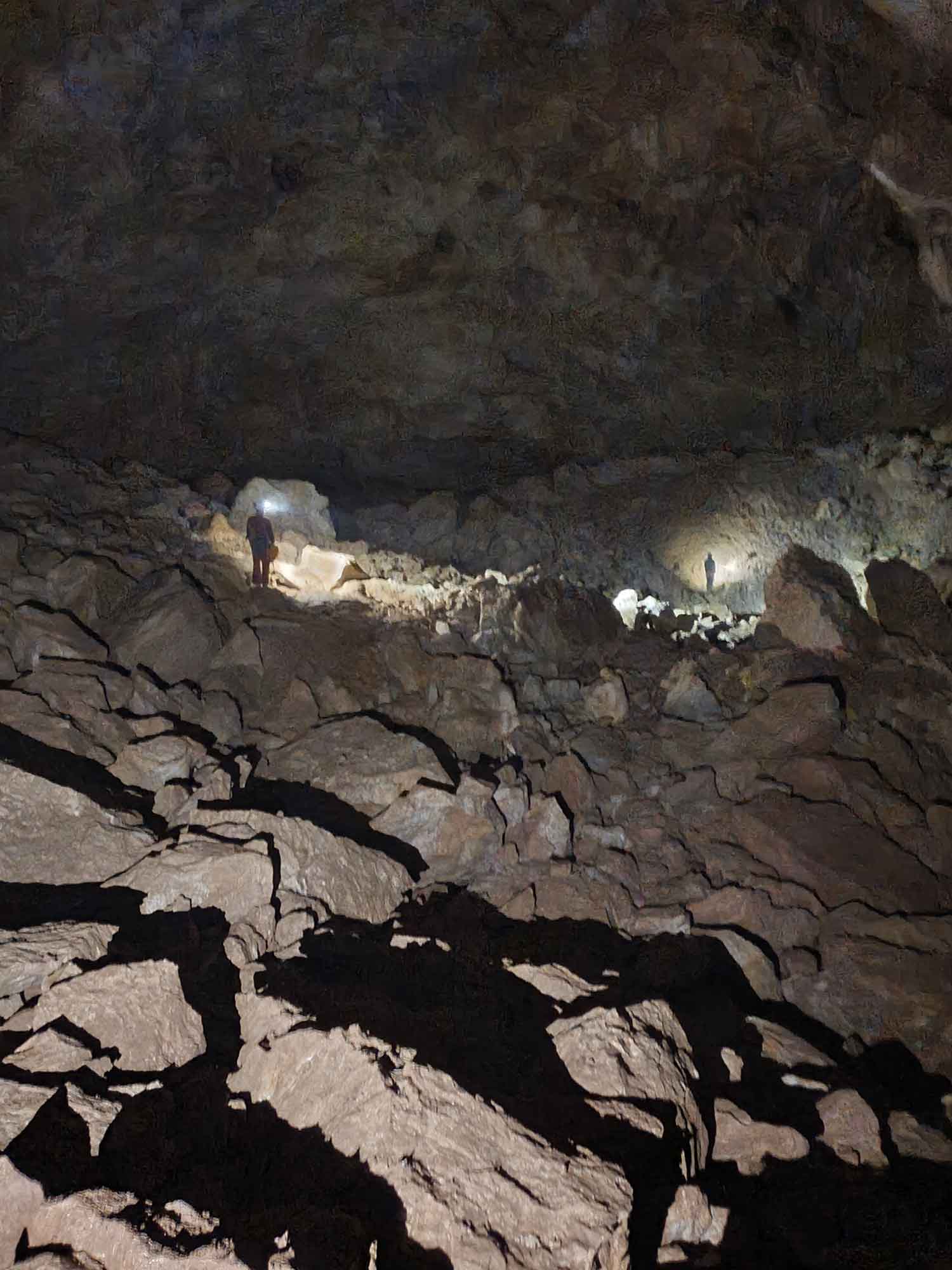 Leška cave